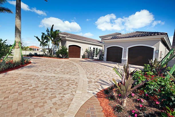 Best Driveway Resurfacing Pavers  in Conneaut, OH